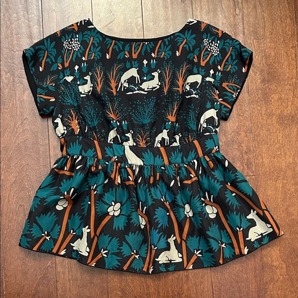 Anna Sui Anthropologie 100% Silk Black Peplum Animal Print Blouse, Size 4